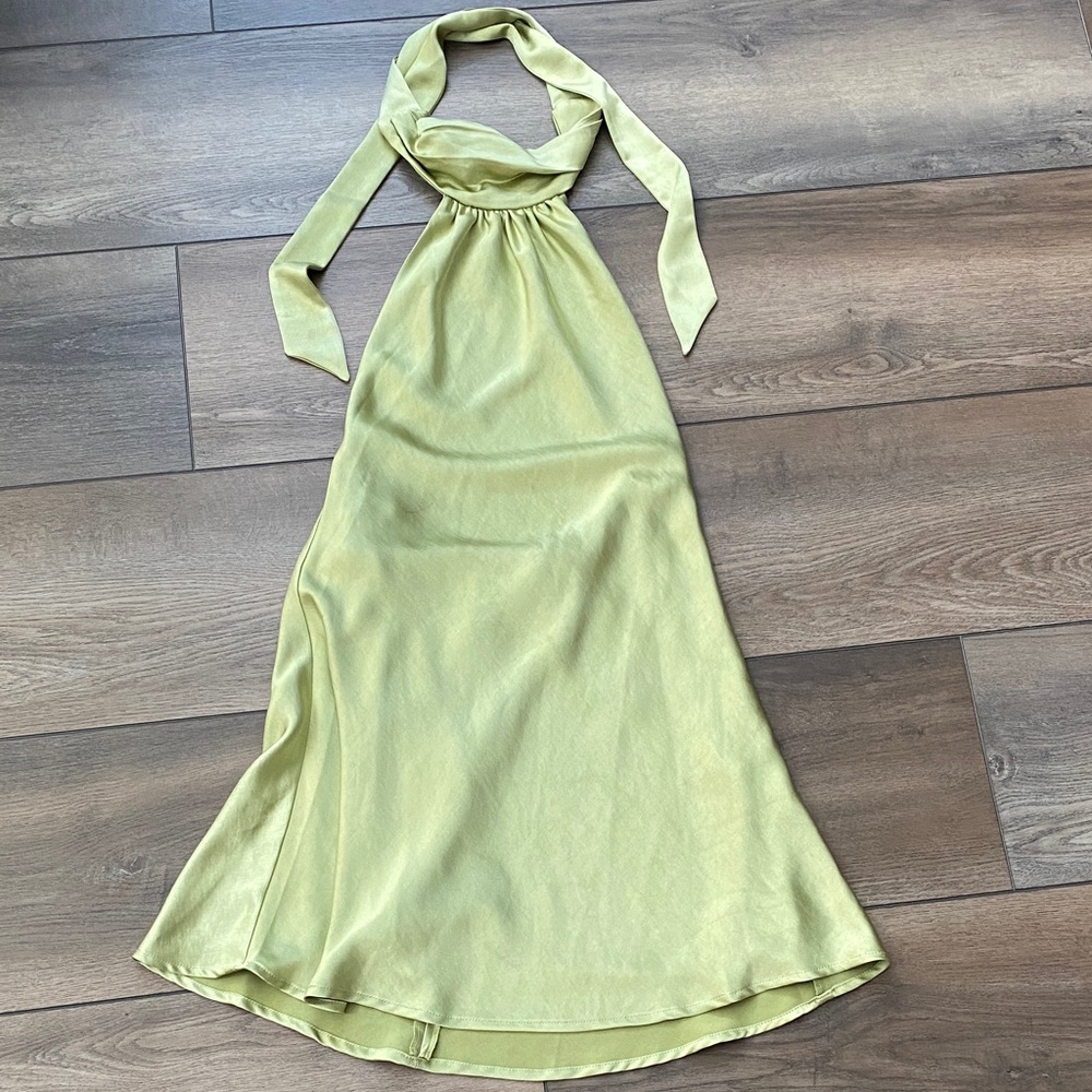 Chic Backless Halter Dress in Light Green
